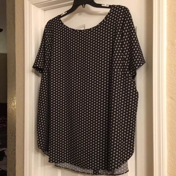 Ava & Viv Tops - NWOT Ava & Viv blouse, size 4X and 1X